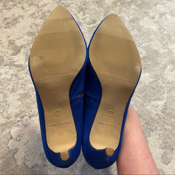 Royal blue pumps size 8 | Old Navy - Picture 2 of 5